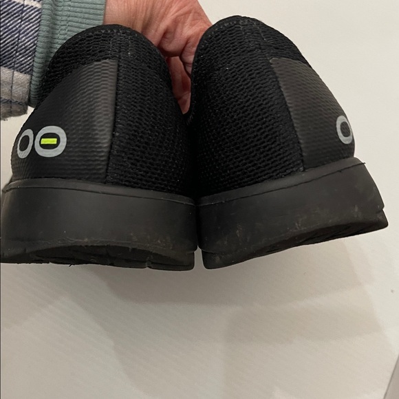 OOFOS OOMG LOW RECOVERY SLIPS ON SHOES WOMENS SIZE 9 - Picture 9 of 12